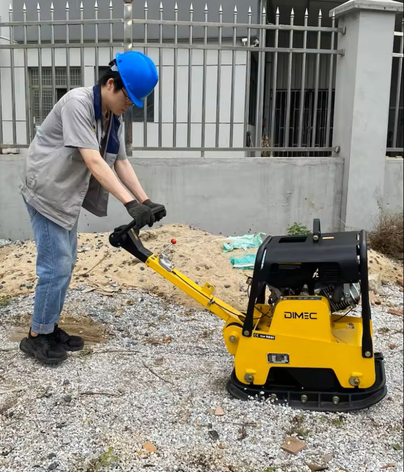 Hydraulic Compactor